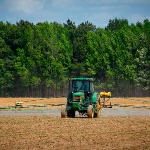 O que faz um pulverizador agrícola?